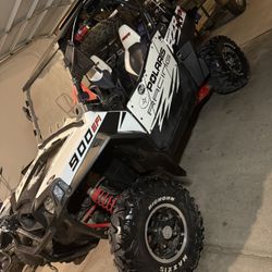 2011 Polaris RZR 900