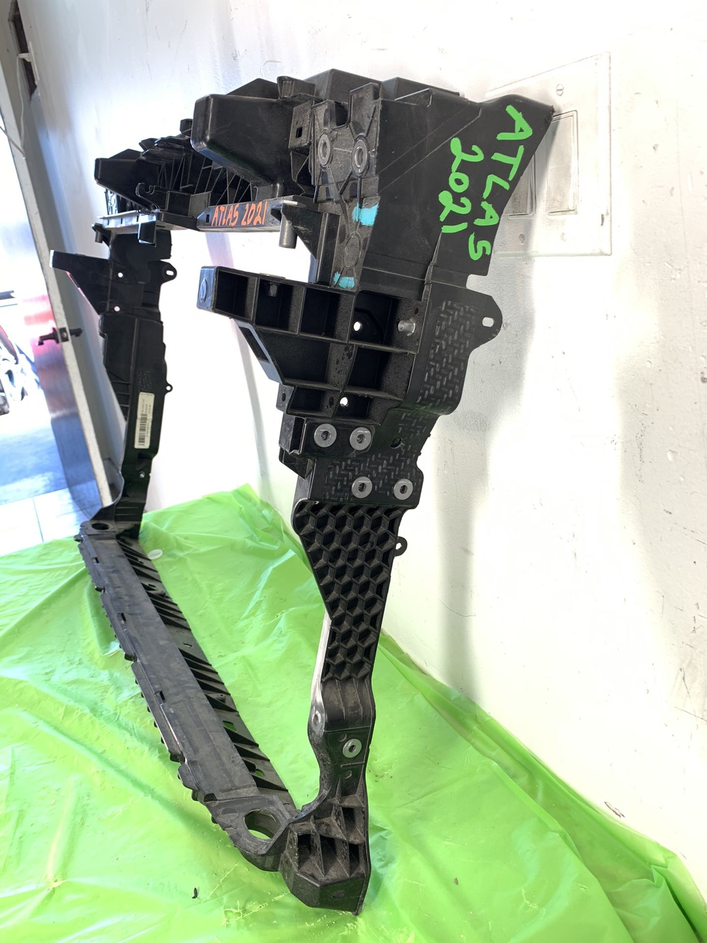 Radiator Support Atlas 2020 2021