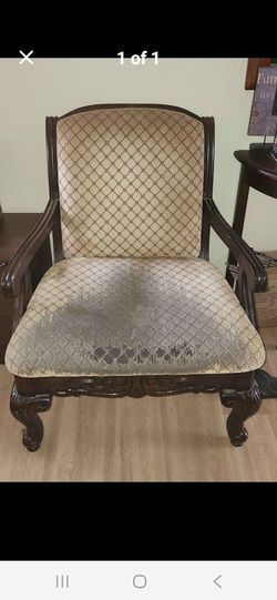 accent chairs