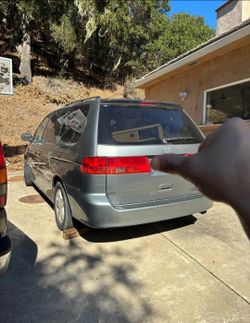 2003Honda Odyssey parting out