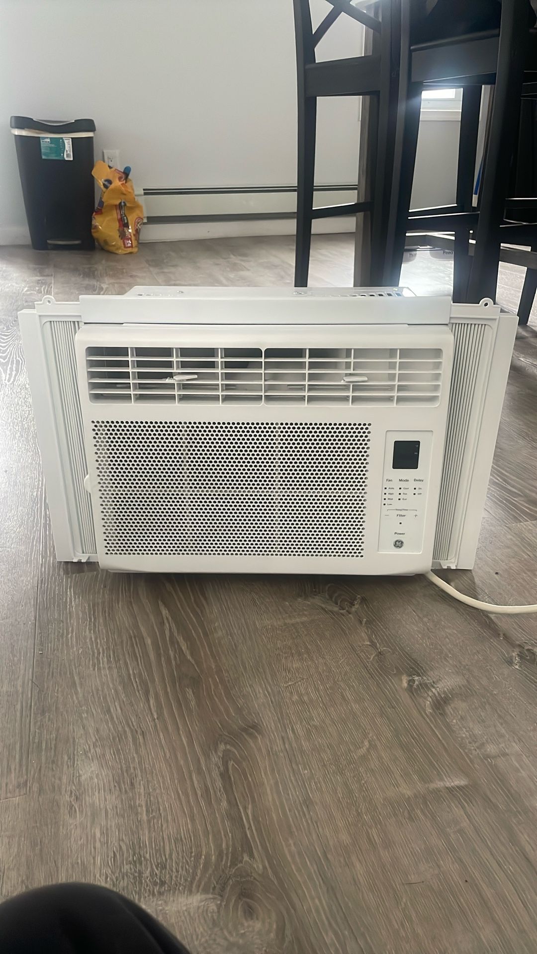 Window AC - GE 150 Sq Ft 5000 BTU