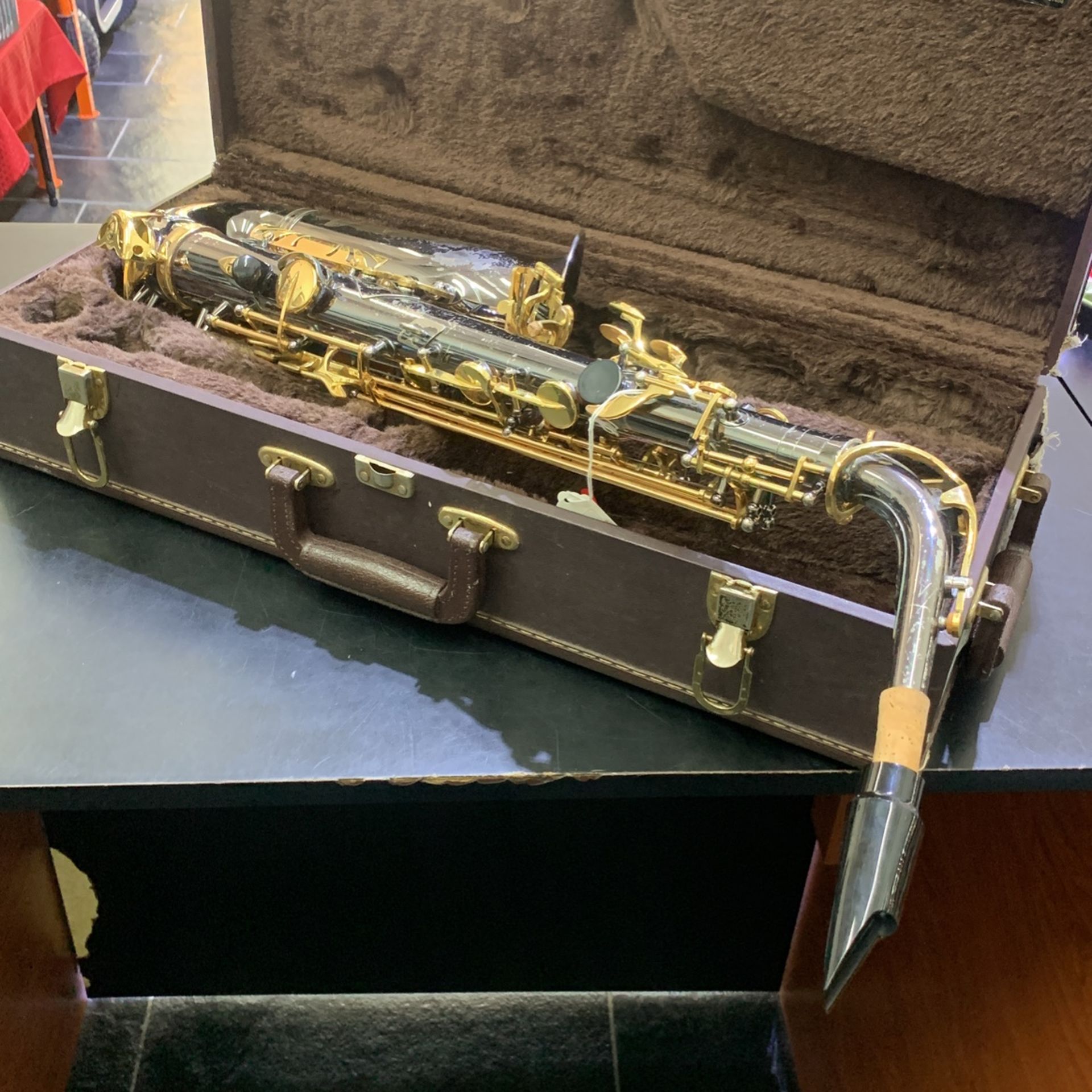 Antigua Winds Alto Saxophone In Hard Case