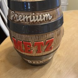 Vintage METZ Beer Barrel Bank 