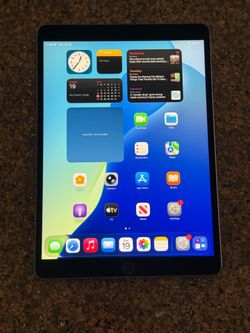 iPad Air 4 64GB (WiFi and cellular)