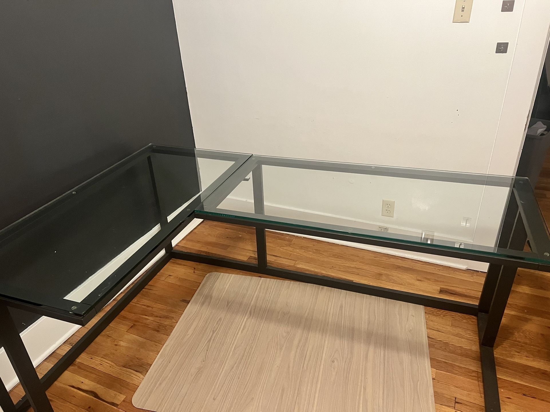 L Shaped Office Desk-Glass Tops With Metal Frame-Great Condition-Price Is Flexible