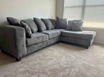 PLUSH DARK GRAY SECTIONAL ON SALE FOR $699!!