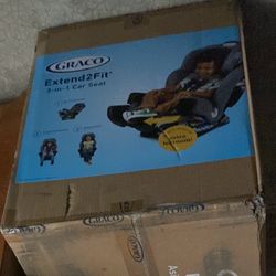 Graco Extend2Fit 3-in-1 Car Seat