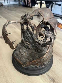 Shadow Of War Statue
