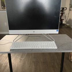 HP 23.8” All-in-One Desktop PC, Intel Celeron Processor J4025, 8 GB RAM, 256 GB SSD, Full HD Micro-E
