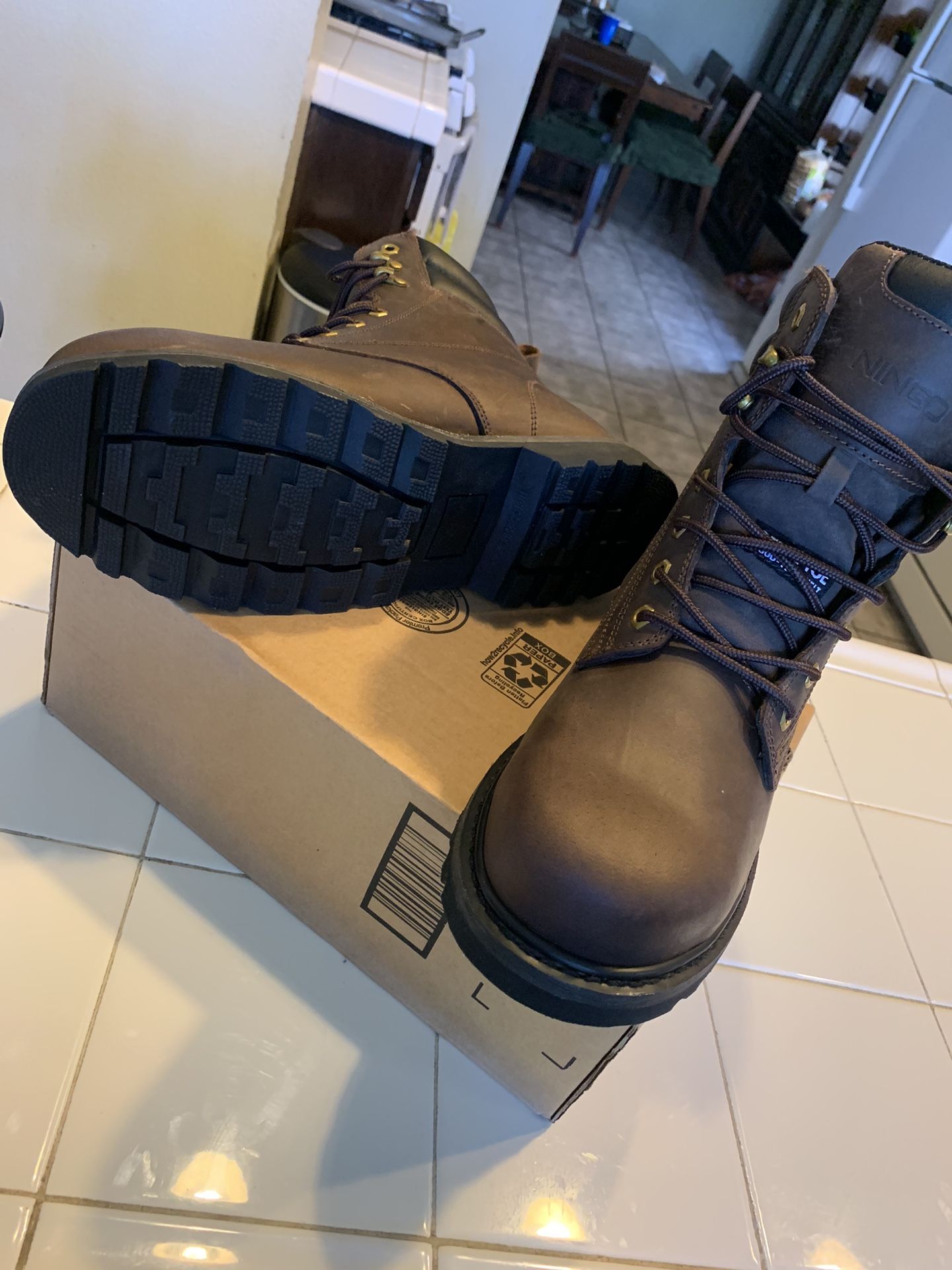 Ningo Men’s Titanguard Leather Martin Boots