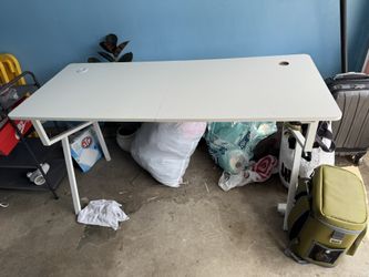 White Desk