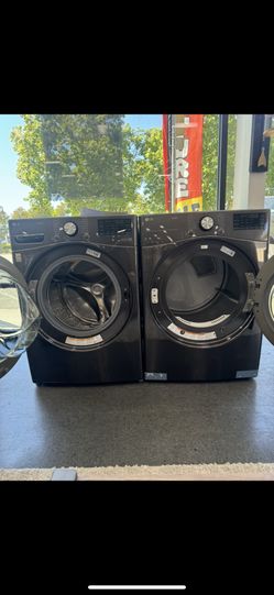Set Of Washer And Dryer LG Brand New