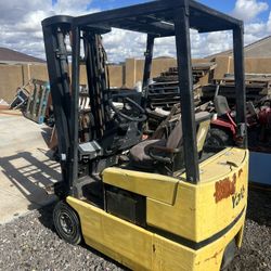 Electric Forklift 