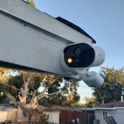 Security Cameras ⭐⭐⭐⭐⭐