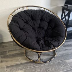 Circle Cushion Chair