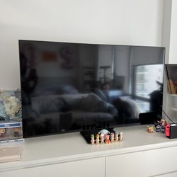 Samsung TV 55” Q70AA TV