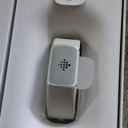 Fitbit Charge 6 Fitness Tracker with GPS, Porcelain/Silver