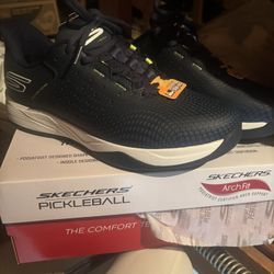 Skechers Men's Viper Court Reload Hands Free Slip-ins Pickleball Sneaker 