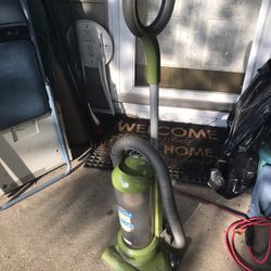 Lnew Hi powered bag less vacuum with attachments only $35 firm
