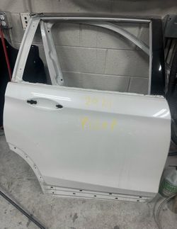 2021 Honda Pilot, Door right side