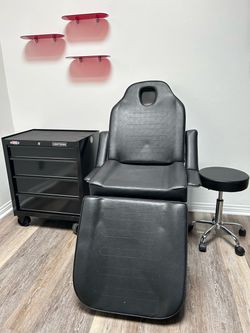 Tattoo bed and stool for sale