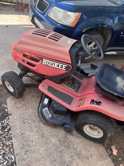 Husky 46” riding mower NEEDS WORK