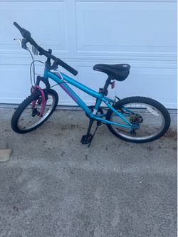 Girls mountain bike mongoose