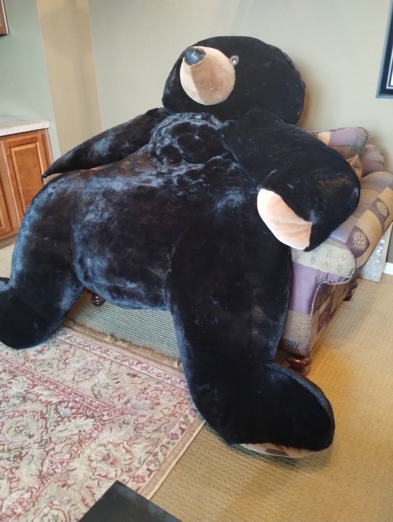 Stuffed Giant Bear 