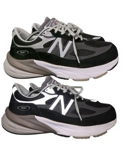New Balance Sneaker