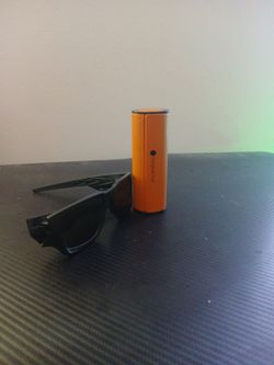 Oakley Instagator OO954 Sunglasses (Black) +  Clean kit.
