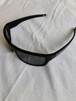 Oakley Shades Drop Point