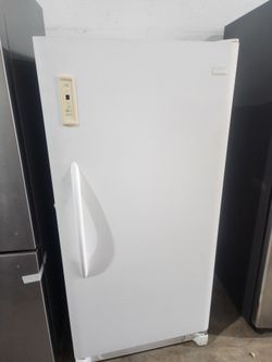 Frezzer de 26 pulgadas de ancho