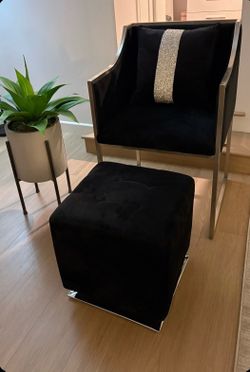 Atara Back Velvet Silver Chair - Black