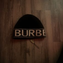 Burberry Black Beenie