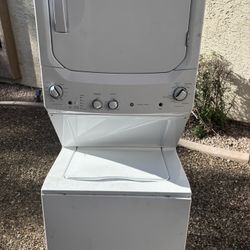 washer And Dryer Stackable (GE)