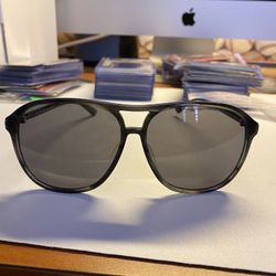GUCCI GLASSES