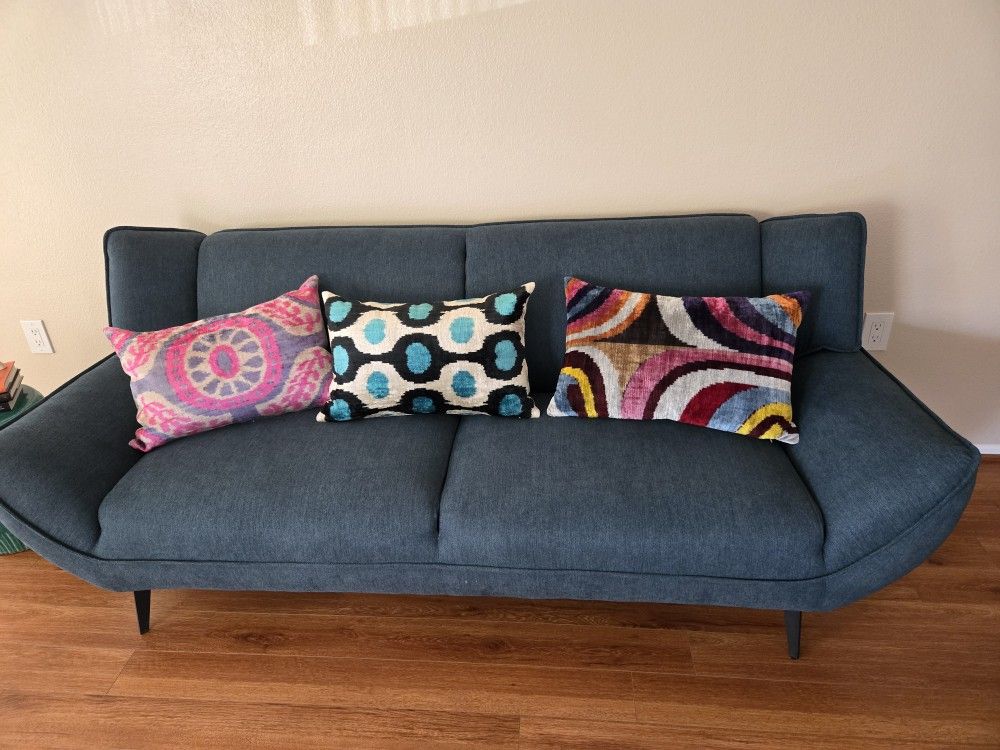 Couch (Brand New) Turquoise. 6 ft.
