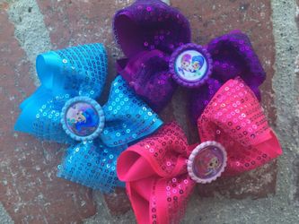 Shimmer and shine bows