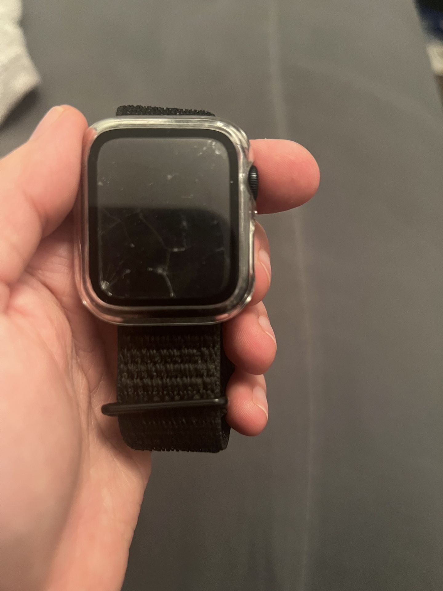 Apple Watch SE 41mm