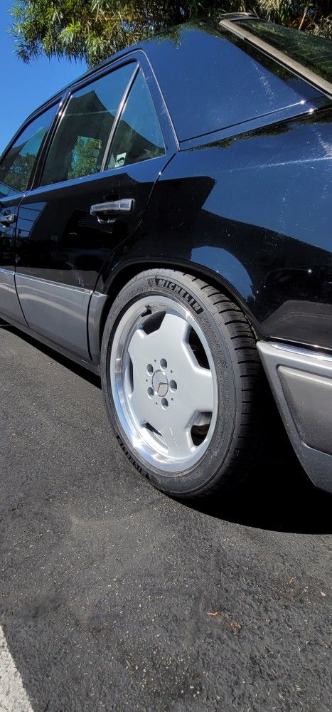 AMG Monoblock Aero II Wheels 17in With Michelin Tires