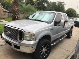 Ford F-350 2006 - Diesel **168,426 miles. Contact Carlos