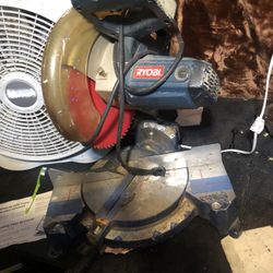 Ryobi  ts1341 miter saw For 85$