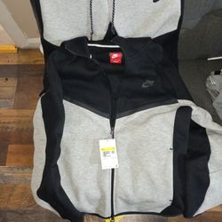 Medium Nike Sweat Suit 