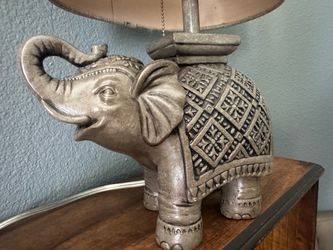 Elephant lamp