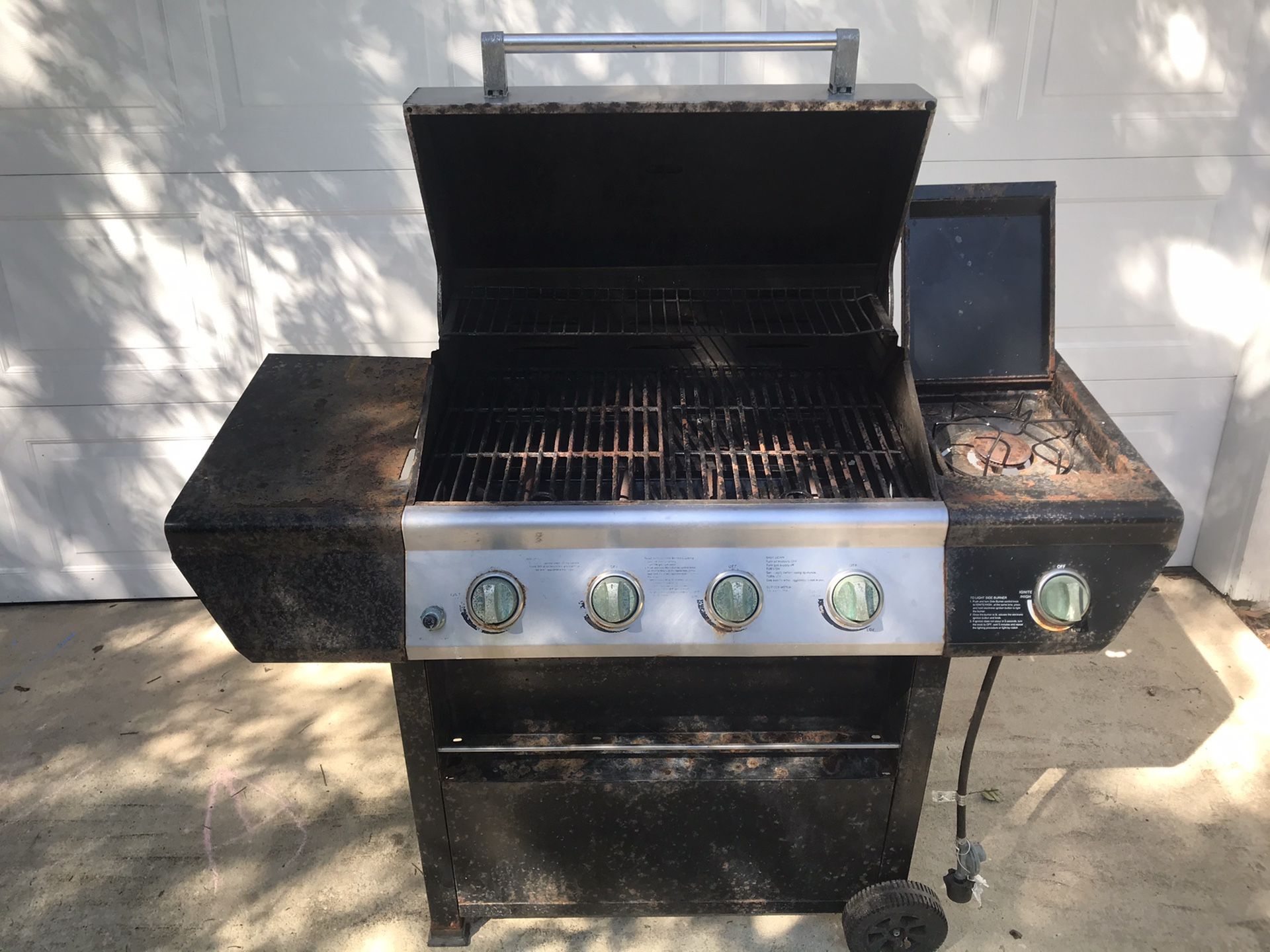 Propane Gas BBQ Grill for Sale in Gainesville, FL OfferUp