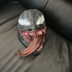 Venom Mask 