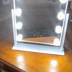 Vanity Mirror With LED Lights 