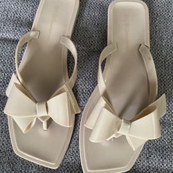 Jelly Bow Flip Flops size 7