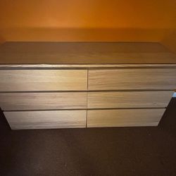 IKEA Malm - Can Deliver 