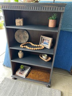 Cabinet /shelf